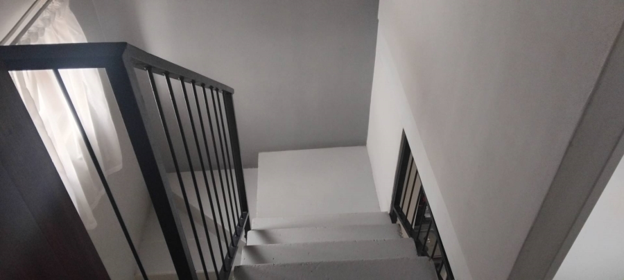 2 Bedroom Property for Sale in The Connifers Western Cape